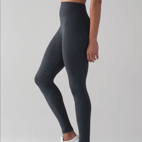 lululemon athletica Pants - Lululemon Free to Flow 7/8 Leggings (NWOT)